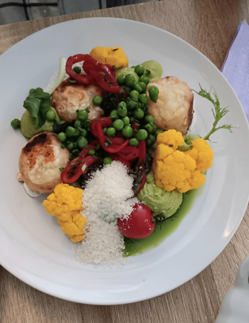 Deszka brunch platter, Budapest, Hungary